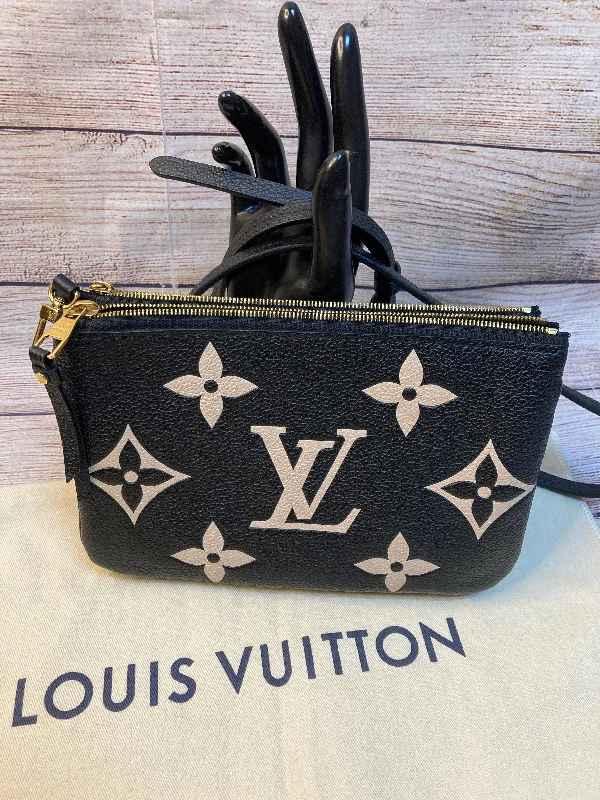 Crossbody Luxury Designer By Louis Vuitton  Size: Medium