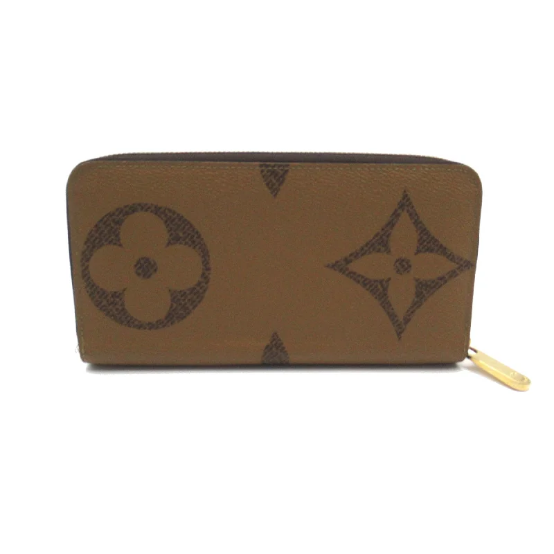 LOUIS VUITTON Zippy wallet Brown Monogram / Giant PVC coated canvas M69353