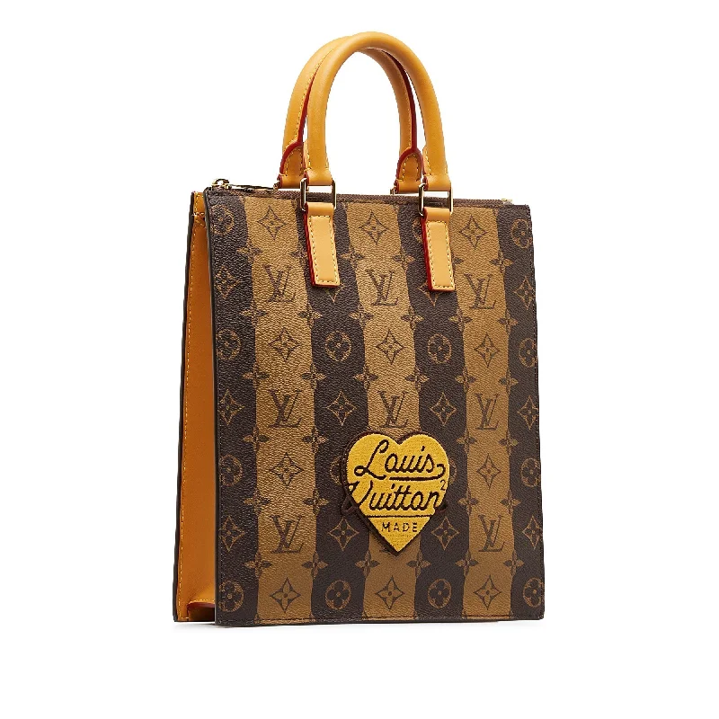 LOUIS VUITTON x Nigo Monogram Sac Plat Cross Satchel